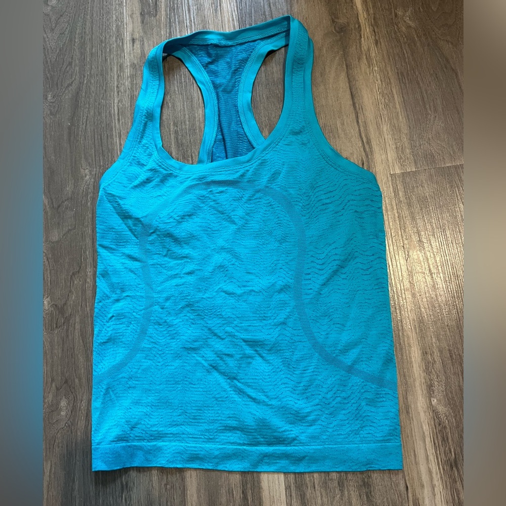 Lululemon swiftly tech size 4 blue race length